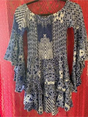 Women’s Blue Patterned Tiered Boho Dress with Bell Sleeves